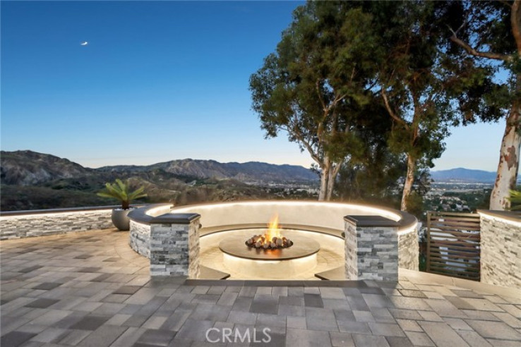 4 Bed Home for Sale in Granada Hills, California
