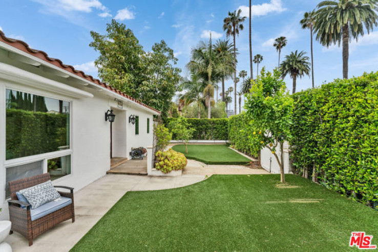 6 Bed Home for Sale in Beverly Hills, California