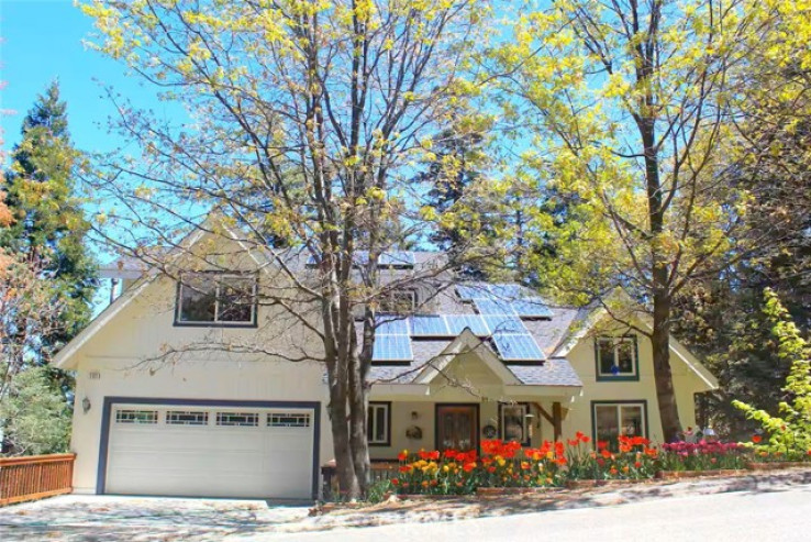 Residential Home in Arrowhead Woods