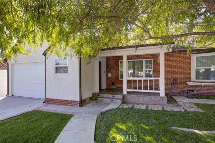 4 Bed Home for Sale in Burbank, California
