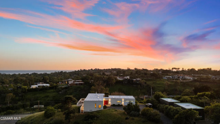3 Bed Home for Sale in Malibu, California