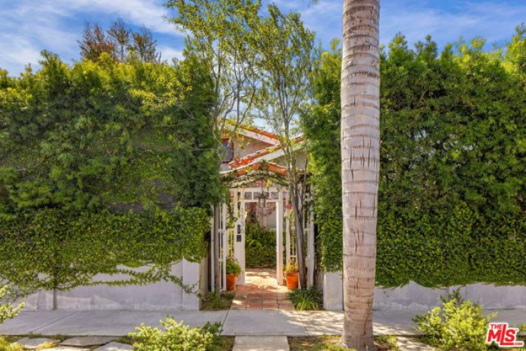 Residential Home in Venice