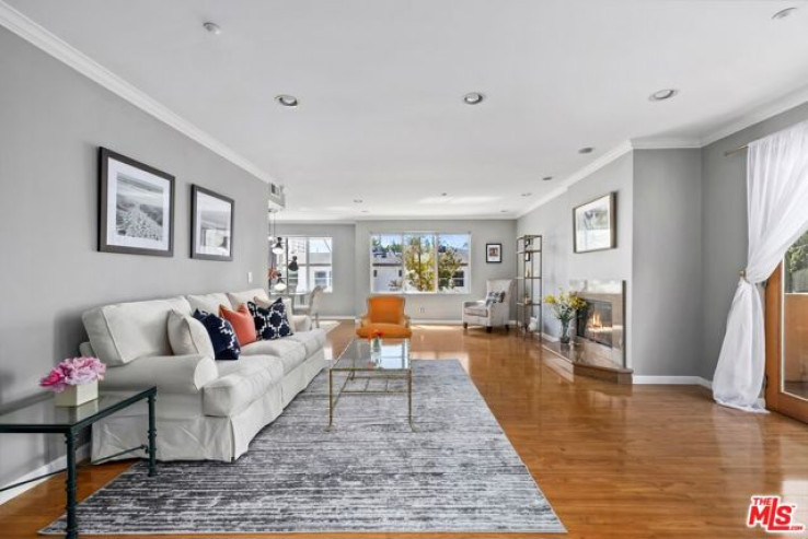 2 Bed Home for Sale in Santa Monica, California