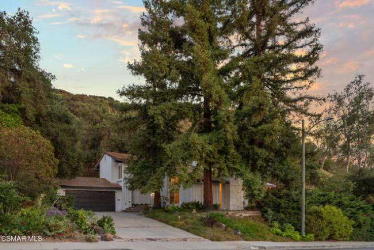 5 Bed Home for Sale in Calabasas, California