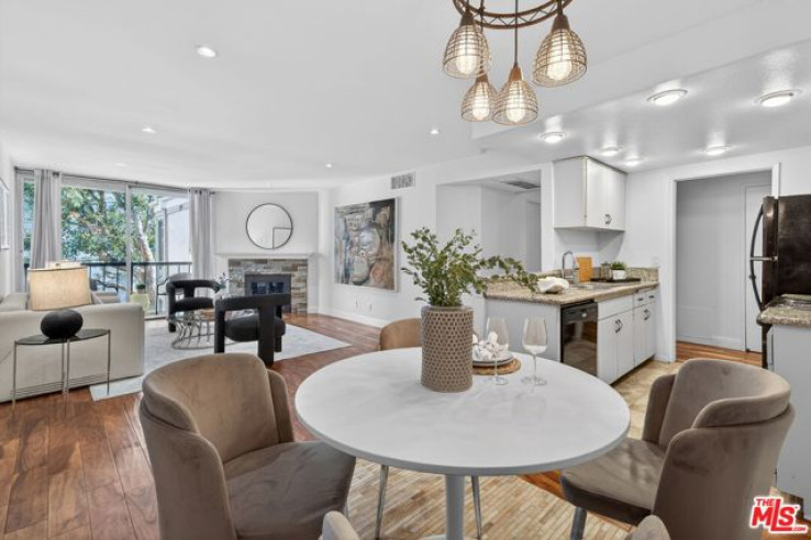 Residential Home in West Hollywood Vicinity