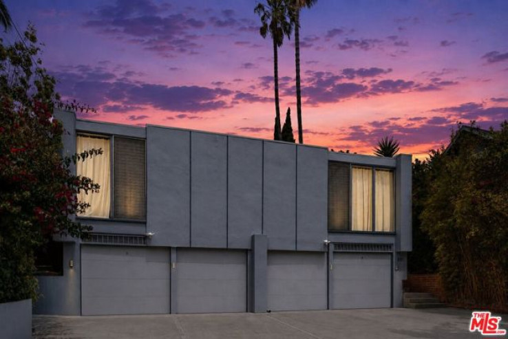  Income Home for Sale in Santa Monica, California