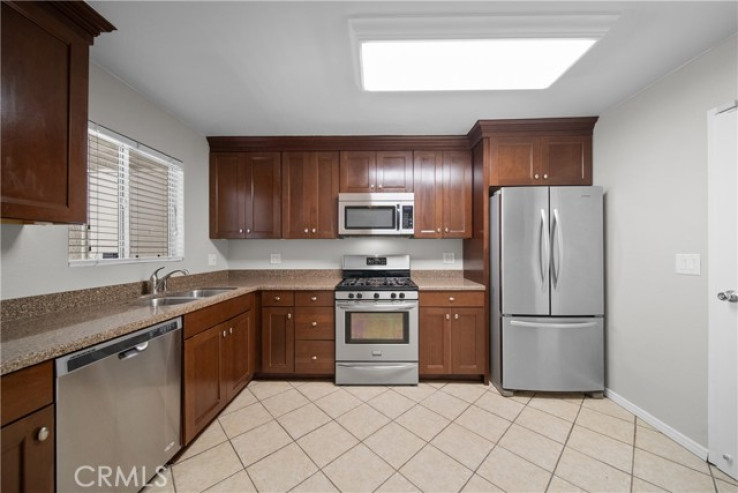 2 Bed Home for Sale in Newhall, California
