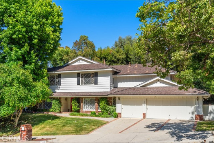 5 Bed Home for Sale in Encino, California