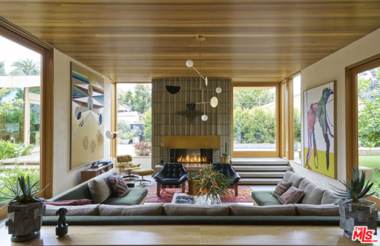5 Bed Home for Sale in Venice, California
