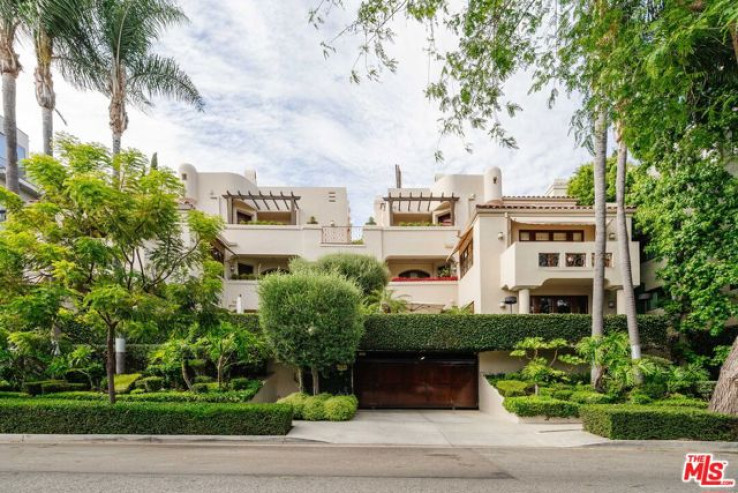 2 Bed Home for Sale in West Hollywood, California