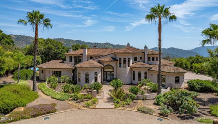4 Bed Home for Sale in Oak View, California