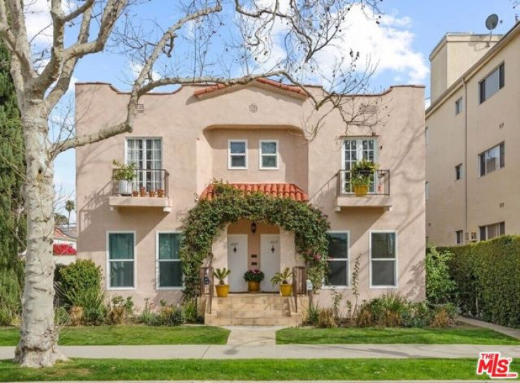  Income Home for Sale in Beverly Hills, California