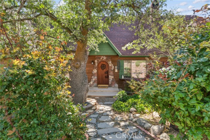 3 Bed Home for Sale in Lake Arrowhead, California
