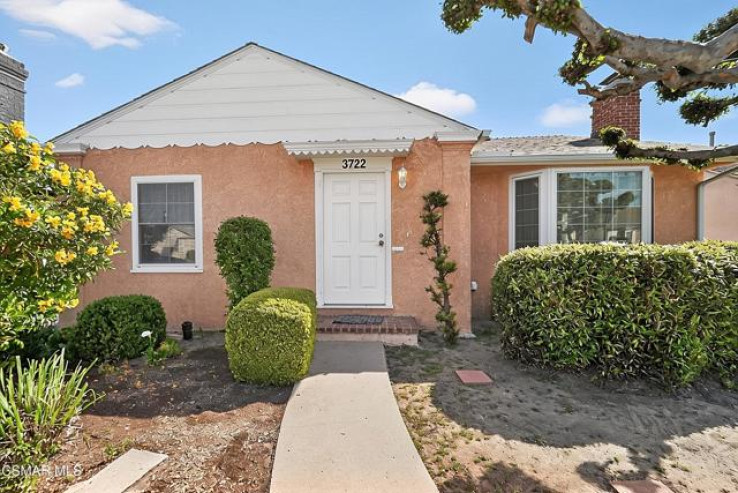 3 Bed Home for Sale in Los Angeles, California