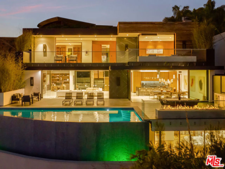 3 Bed Home for Sale in Los Angeles, California