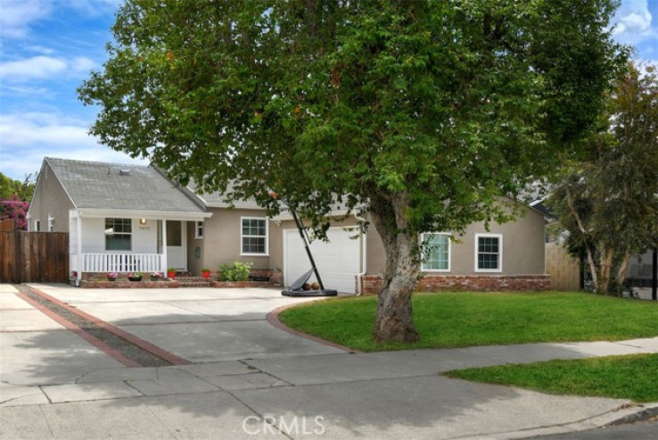 4 Bed Home for Sale in Sherman Oaks, California