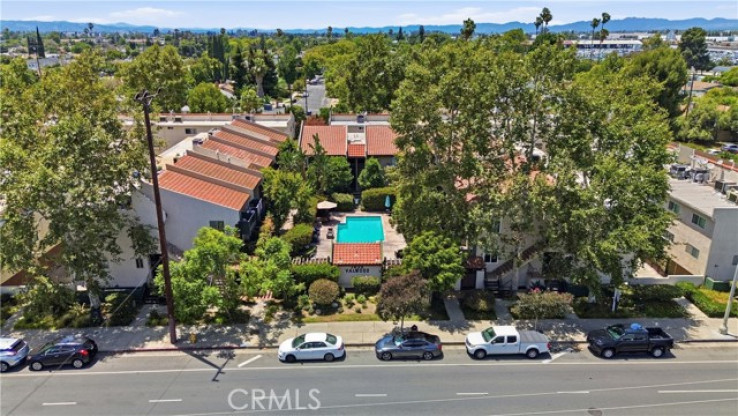 2 Bed Home for Sale in Van Nuys, California