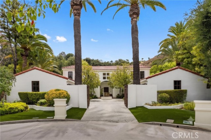 4 Bed Home for Sale in Calabasas, California
