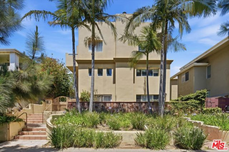 2 Bed Home for Sale in Santa Monica, California