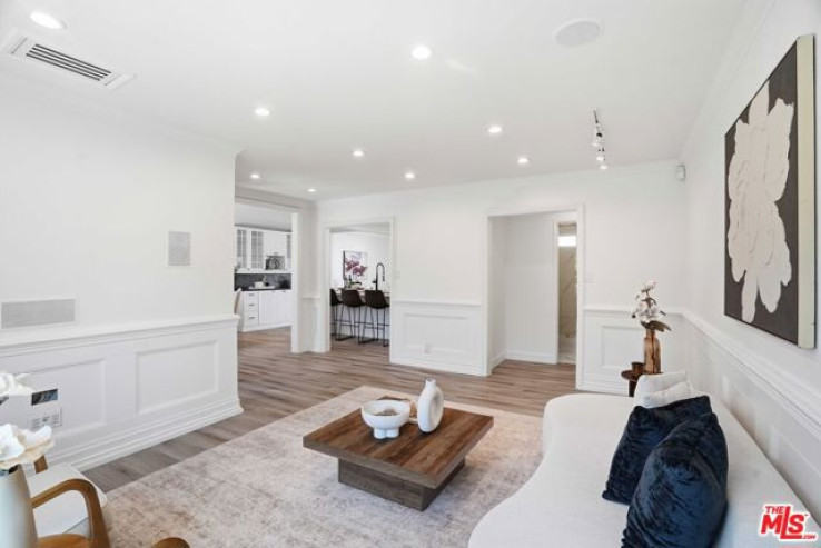 3 Bed Home for Sale in Encino, California
