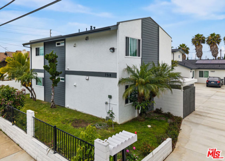  Income Home for Sale in Costa Mesa, California