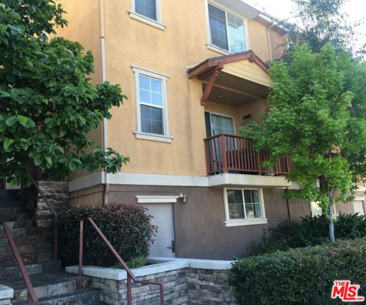  Income Home for Sale in Los Angeles, California