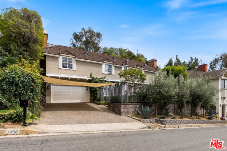 Residential Home in Sunset Strip - Hollywood Hills West
