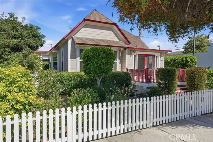 3 Bed Home for Sale in Ventura, California