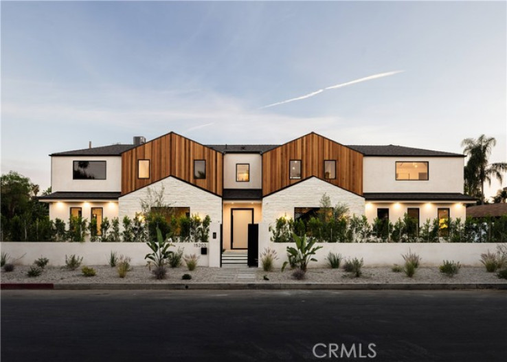 6 Bed Home for Sale in Sherman Oaks, California