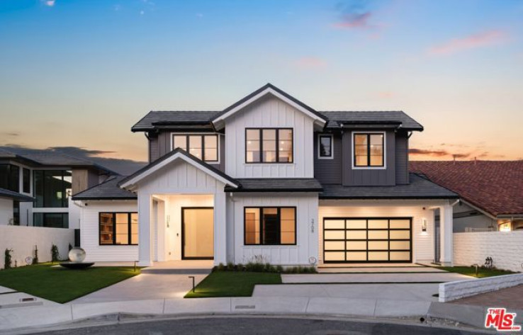 5 Bed Home for Sale in Westlake Village, California