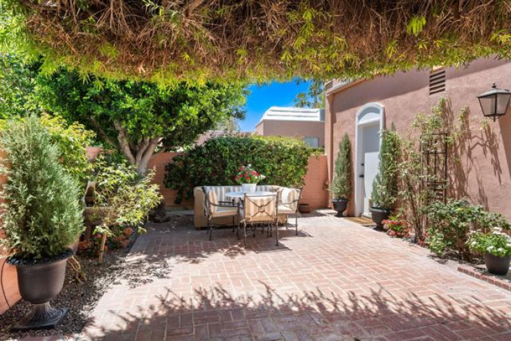 2 Bed Home for Sale in Palm Desert, California