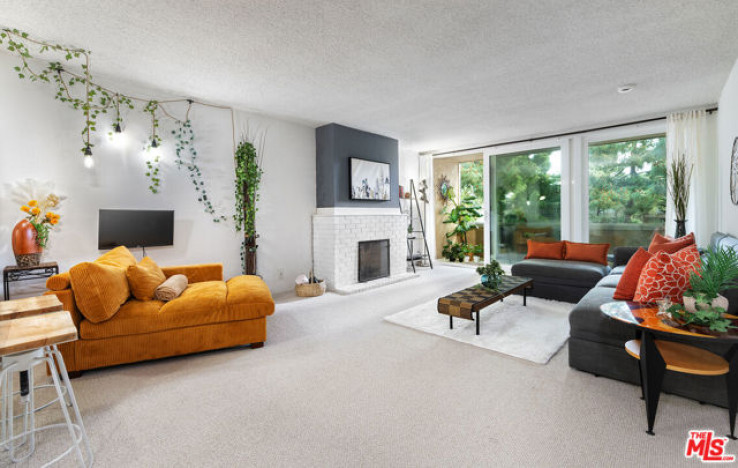 2 Bed Home for Sale in Culver City, California