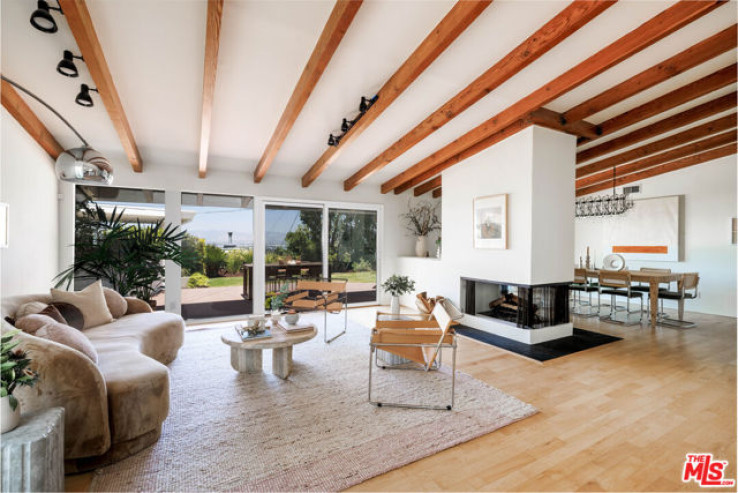 3 Bed Home for Sale in Studio City, California