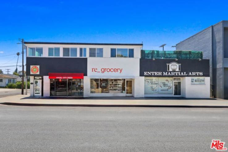 Commercial Sale in Venice
