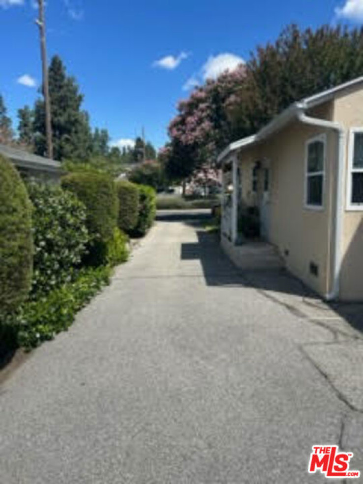  Income Home for Sale in Burbank, California