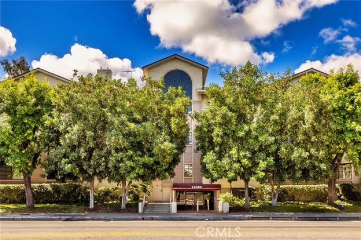 2 Bed Home for Sale in Sherman Oaks, California