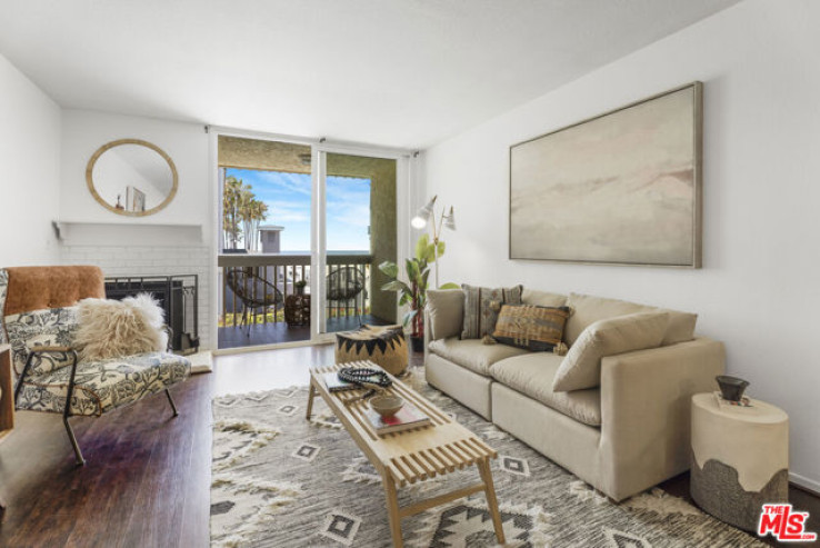 1 Bed Home for Sale in Venice, California