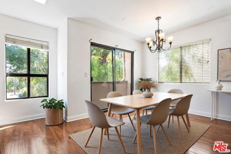 Residential Home in Agoura