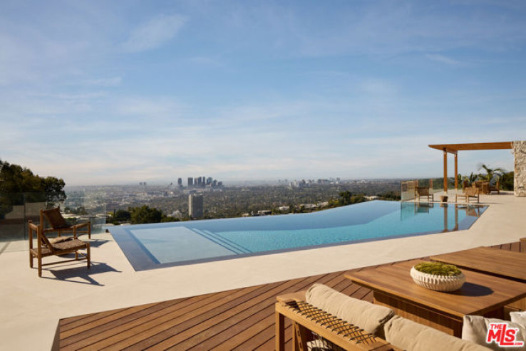 5 Bed Home for Sale in West Hollywood, California