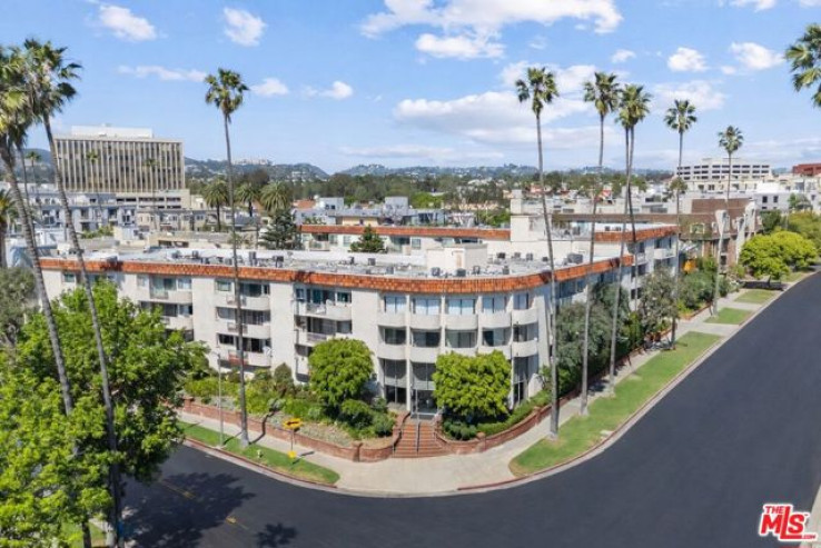 2 Bed Home for Sale in Los Angeles, California