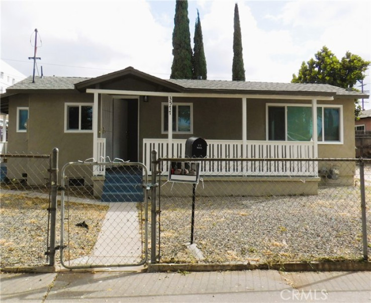  Income Home for Sale in Los Angeles, California