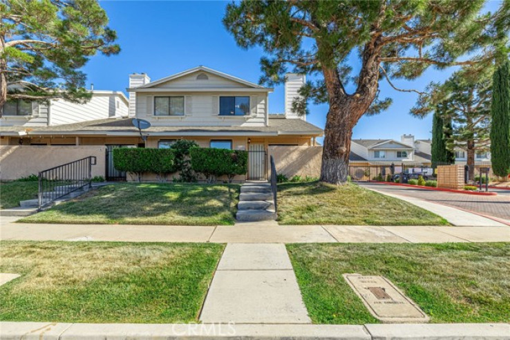 Residential Home in Palmdale