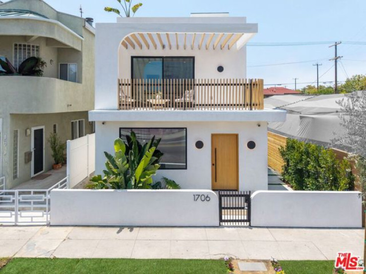 4 Bed Home for Sale in Venice, California