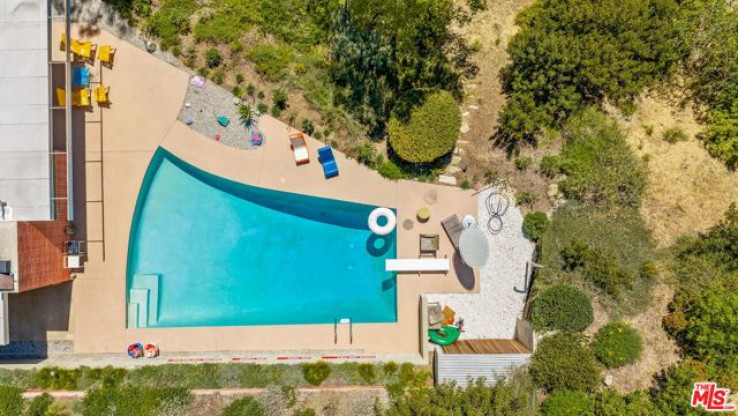 Residential Home in Brentwood