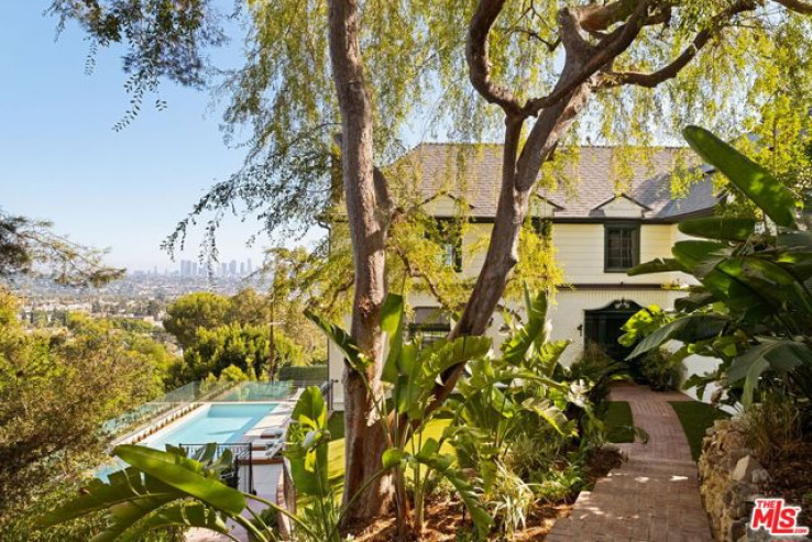 5 Bed Home for Sale in Los Angeles, California