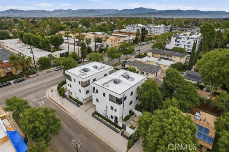  Income Home for Sale in Van Nuys, California