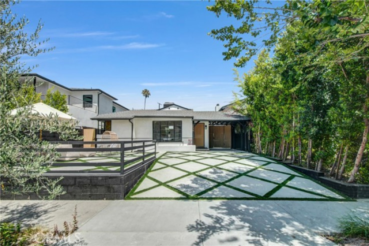 3 Bed Home for Sale in Studio City, California