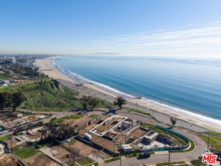  Land for Sale in Pacific Palisades, California
