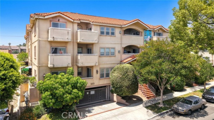 3 Bed Home for Sale in Burbank, California