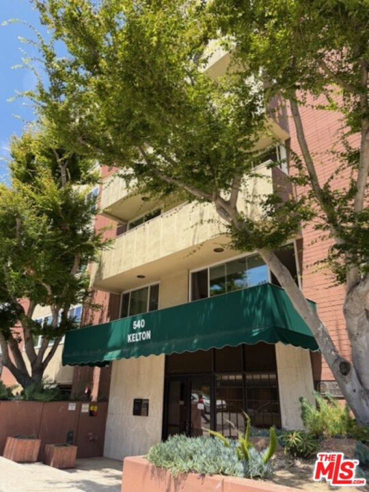 2 Bed Home for Sale in Los Angeles, California